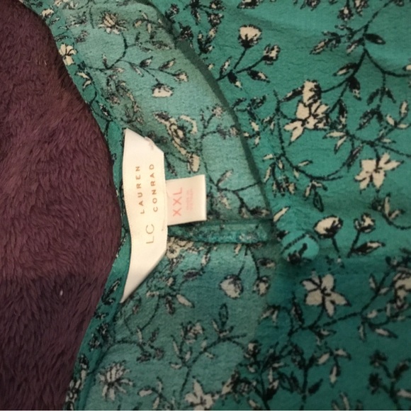 L C Lauren Conrad Green Feminine Sleeveless Women’s Tank Top - Picture 2 of 16